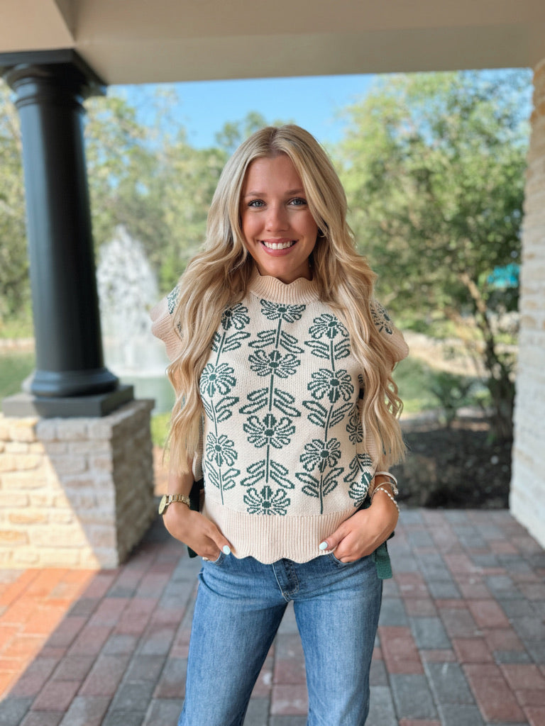 Ribbed Scalloped Flower Sweater - Hunter Green